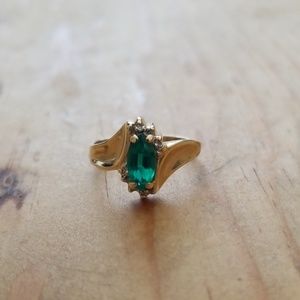 Vintage style ring